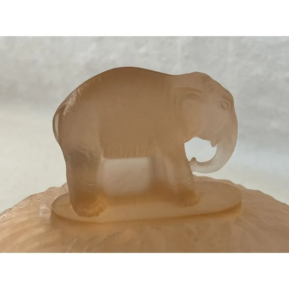 Vintage‎ L.E. Smith Glass Pink Elephant Trinket Box or Powder Jar c.1935